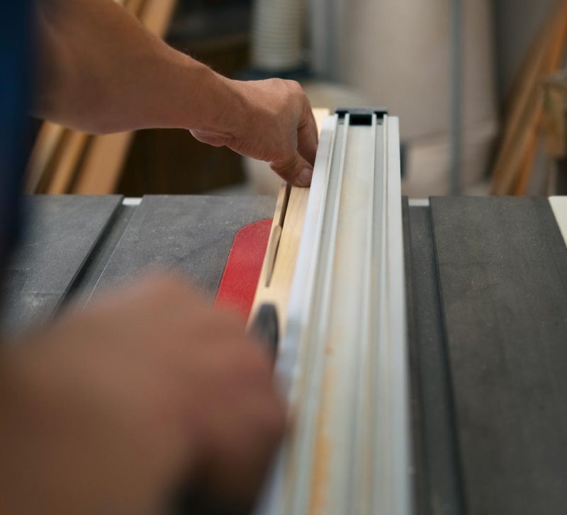 Profilati per finestre in PVC: design, isolamento e lunga durata