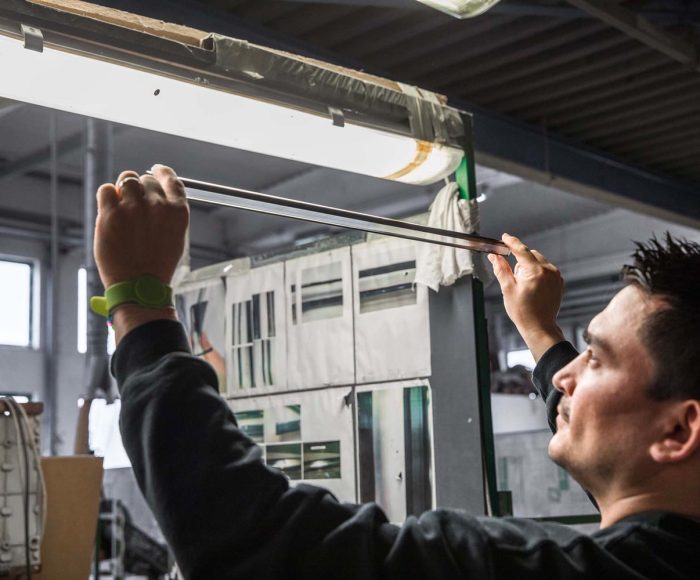 Lavorazione plastica conto terzi: soluzioni personalizzate