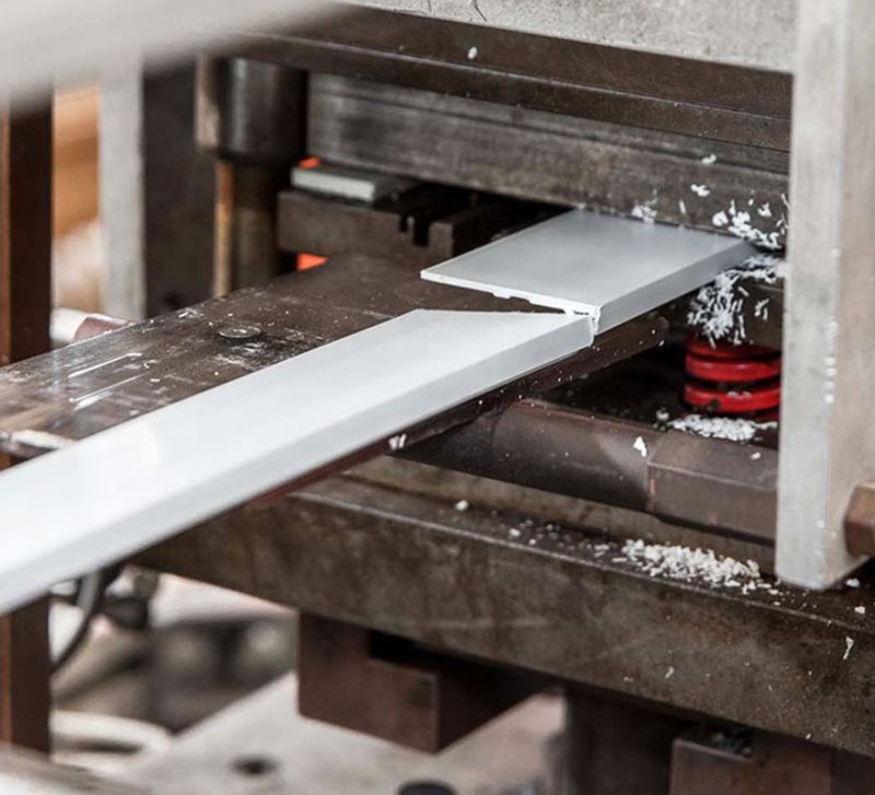 Stampaggio per estrusione della plastica: l’eccellenza produttiva di VBN